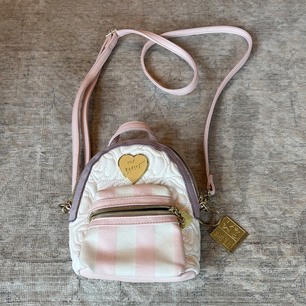 Vintage Betsey Johnson Pink and White Crossbody Bag, comes with Hollywood charm.